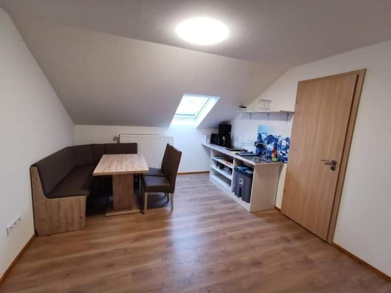 Mueller Apartment *